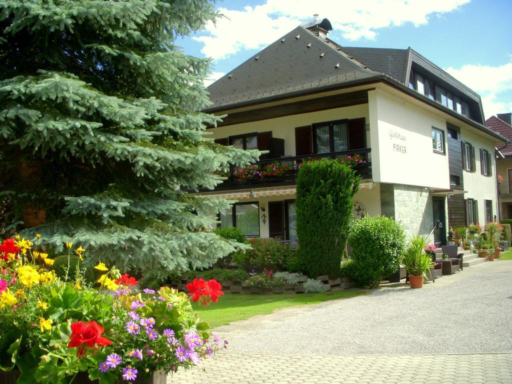 Gastehaus Pirker Hotel Döbriach Exterior foto